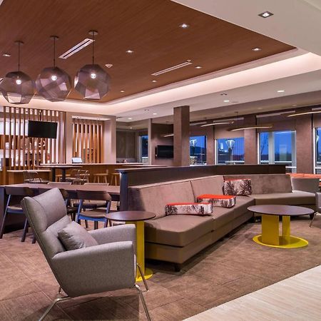 Springhill Suites By Marriott Greensboro Airport Exterior foto