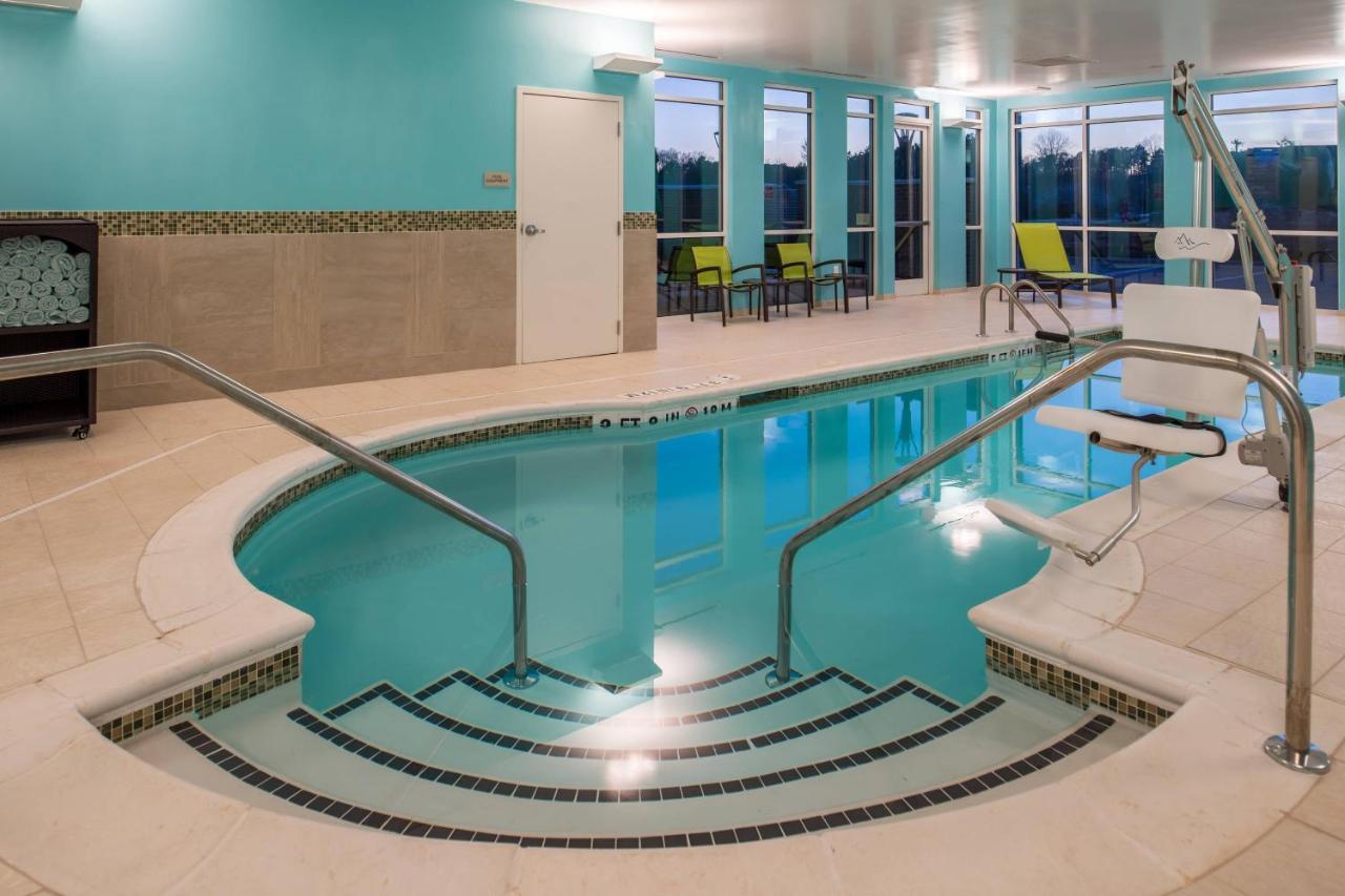 Springhill Suites By Marriott Greensboro Airport Exterior foto