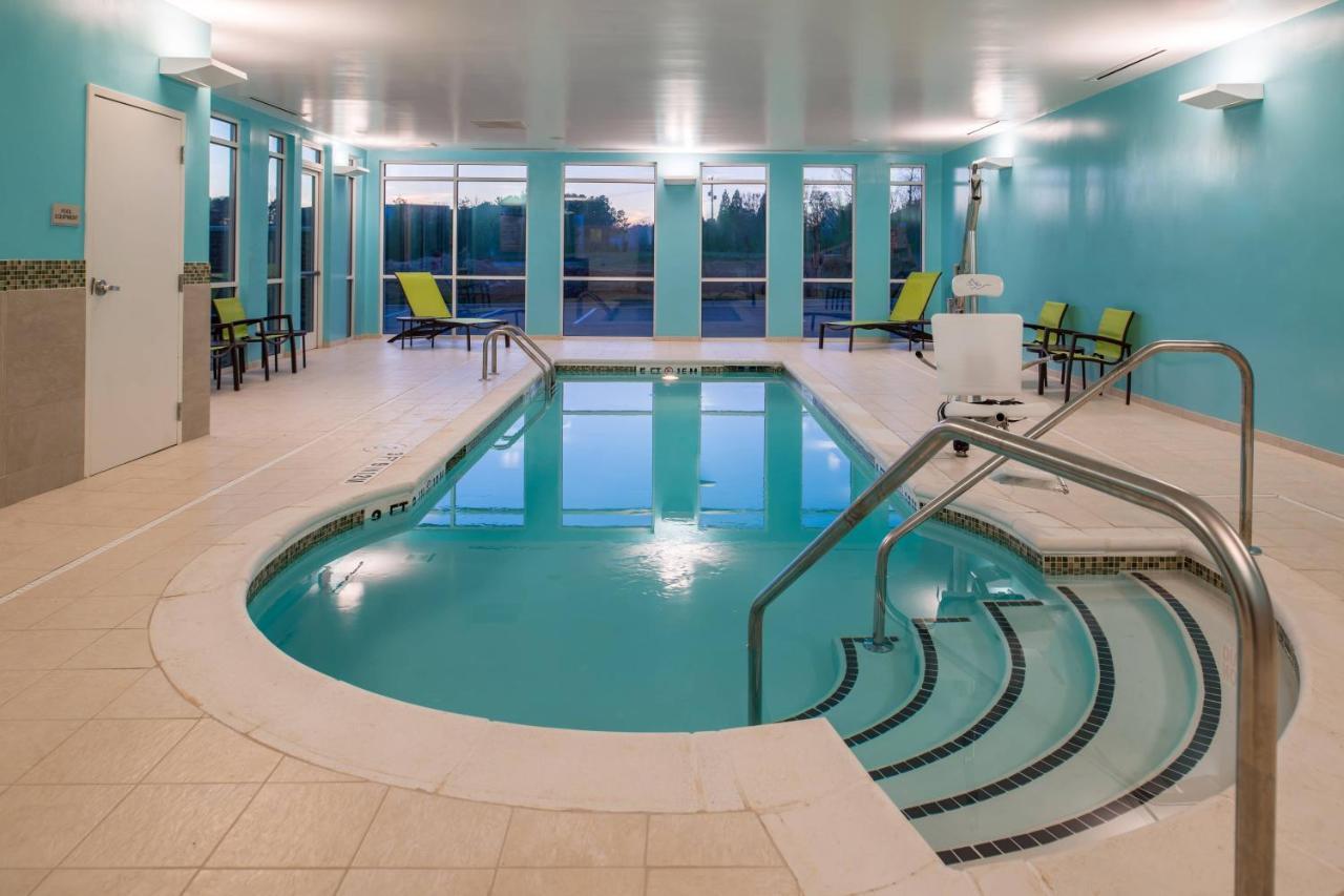 Springhill Suites By Marriott Greensboro Airport Exterior foto