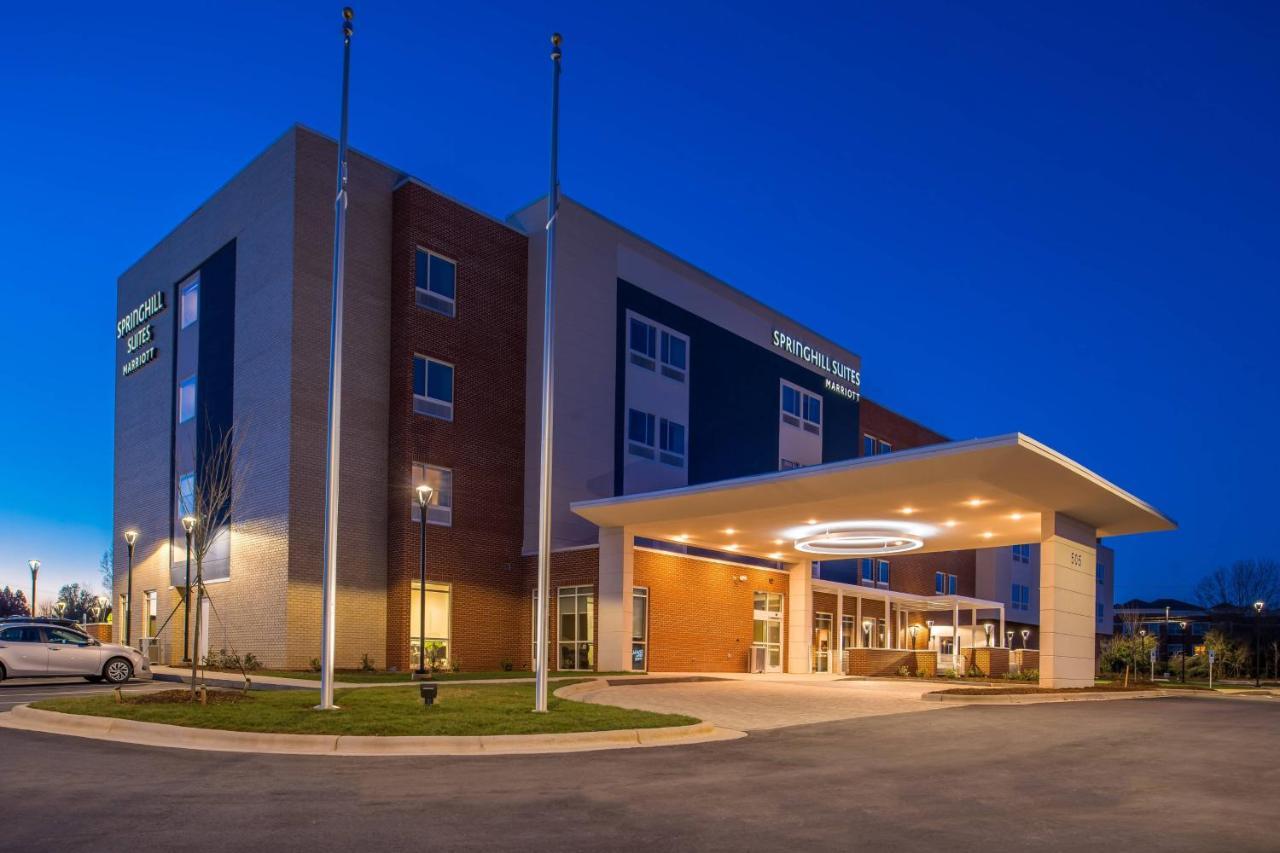 Springhill Suites By Marriott Greensboro Airport Exterior foto
